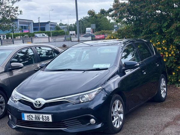 Toyota Auris Hatchback, Diesel, 2015, Grey