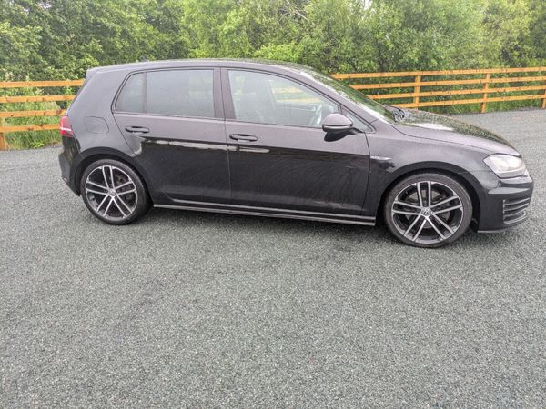 Volkswagen Golf Hatchback, Diesel, 2015, Black