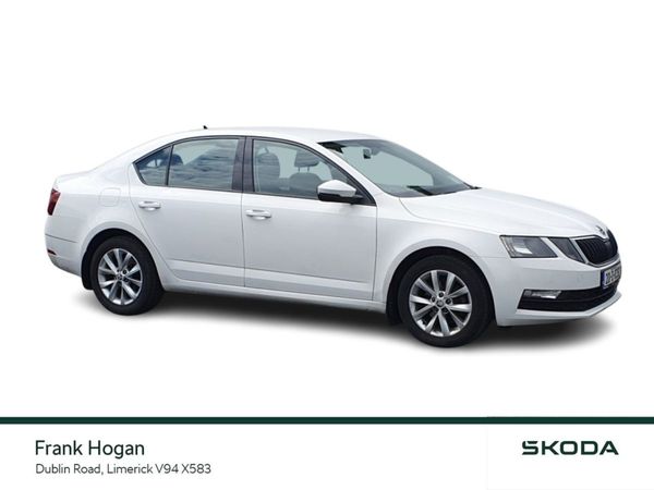 Skoda Octavia Saloon, Petrol, 2020, White