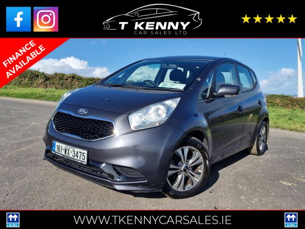 Kia Venga Hatchback, Diesel, 2016, Silver