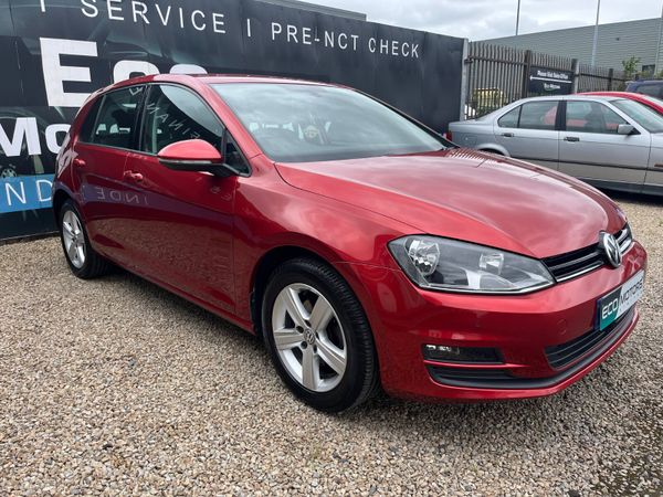 Volkswagen Golf Hatchback, Petrol, 2015, Red
