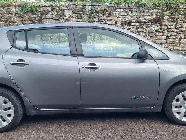 Nissan Leaf Hatchback, Electric, 2016, Grey
