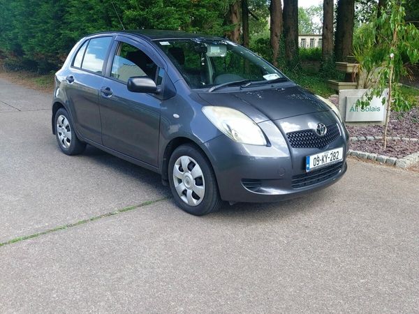 Toyota Yaris Hatchback, Petrol, 2009, Grey