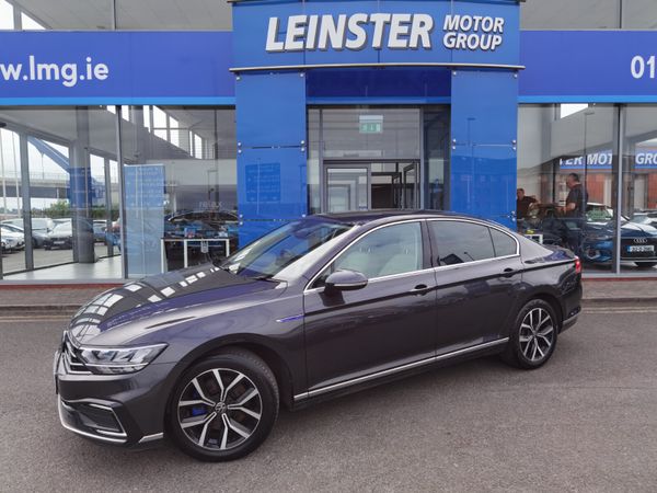 Volkswagen Passat Saloon, Petrol Plug-in Hybrid, 2021, Grey