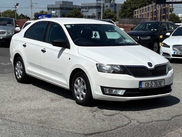 Skoda Rapid Saloon, Petrol, 2013, White
