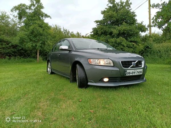 Volvo S40 Saloon, Diesel, 2008, Grey