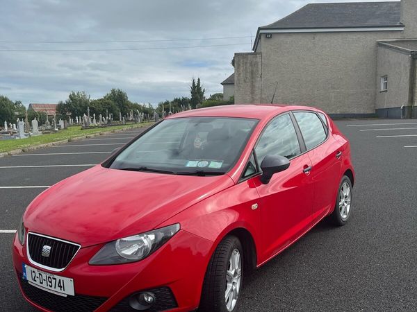 SEAT Ibiza MPV, Diesel, 2012, Red
