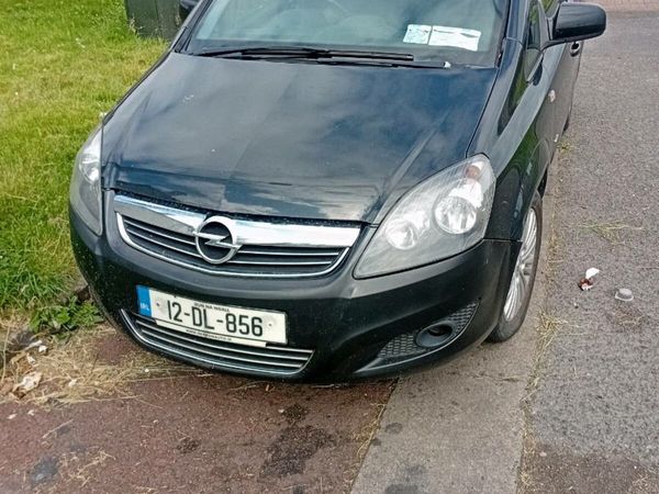 Opel Zafira MPV, Diesel, 2012, Black