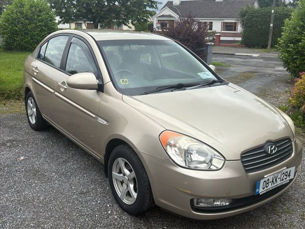 Hyundai Accent Saloon, Petrol, 2008, Gold