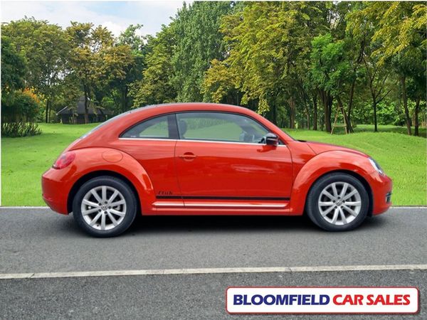 Volkswagen Beetle Hatchback, Petrol, 2016, Orange