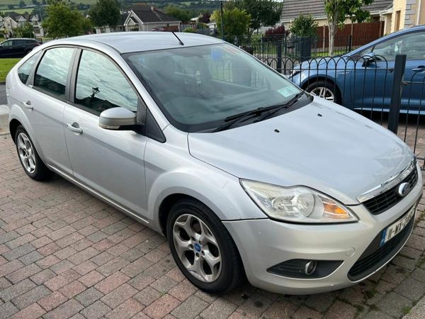 Ford Focus Hatchback, Diesel, 2011, Silver