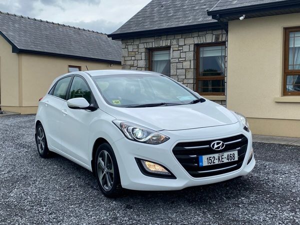 Hyundai i30 Hatchback, Diesel, 2015, White