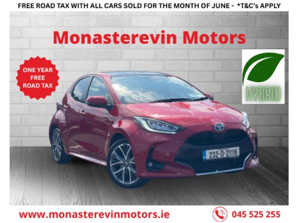 Toyota Yaris Hatchback, Petrol Hybrid, 2023, Red