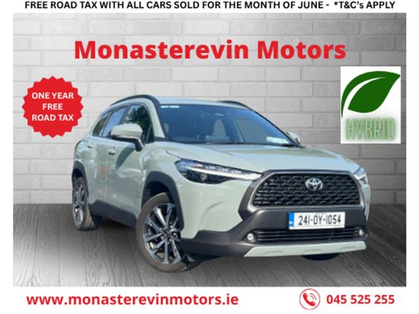 Toyota Corolla Cross SUV, Petrol Hybrid, 2024, Green