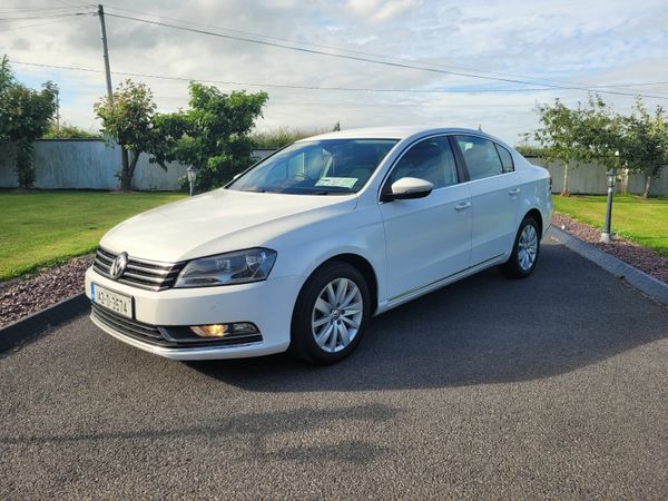 Volkswagen Passat Saloon, Diesel, 2014, White