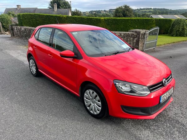 Volkswagen Polo Hatchback, Petrol, 2013, Red