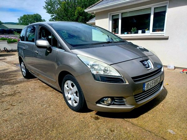 Peugeot 5008 MPV, Diesel, 2010, Grey