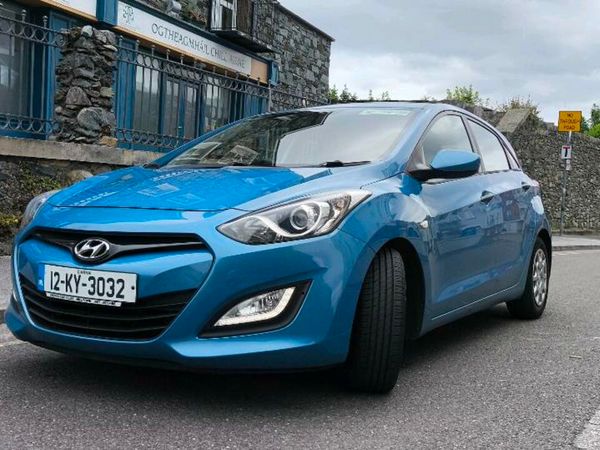 Hyundai i30 Hatchback, Diesel, 2012, Blue