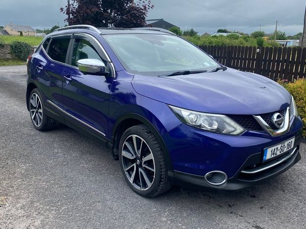 Nissan Qashqai Hatchback, Diesel, 2014, Blue