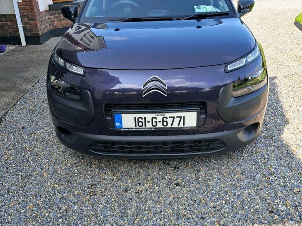 Citroen C4 Cactus Hatchback, Diesel, 2016, Purple