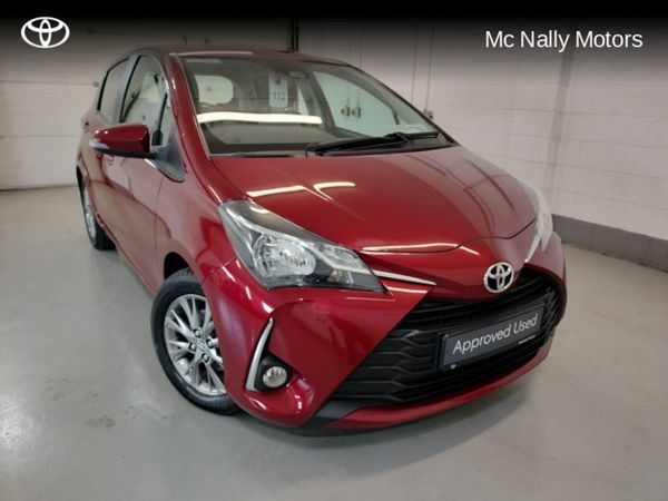 Toyota Yaris Hatchback, Petrol, 2019, Red