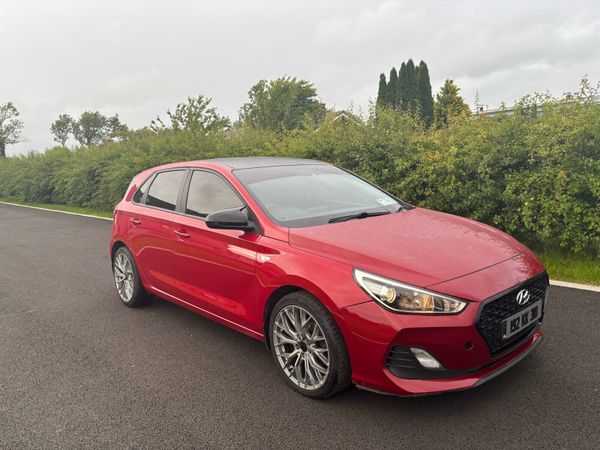 Hyundai i30 Hatchback, Diesel, 2019, Red