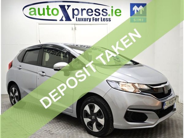 Honda Fit Hatchback, Hybrid, 2019, Silver