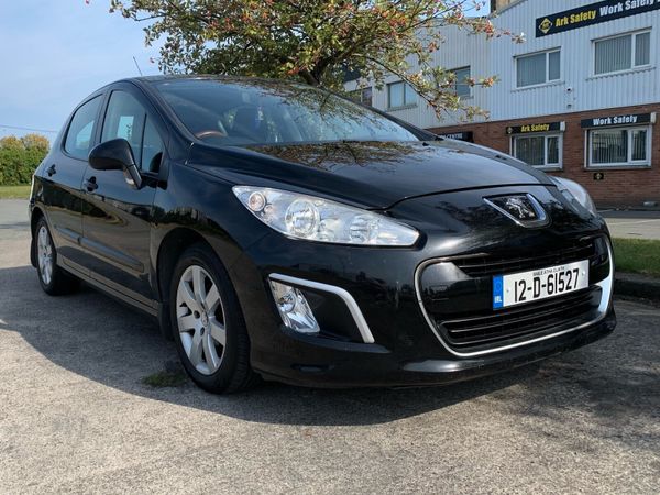 Peugeot 308 Hatchback, Diesel, 2012, Black