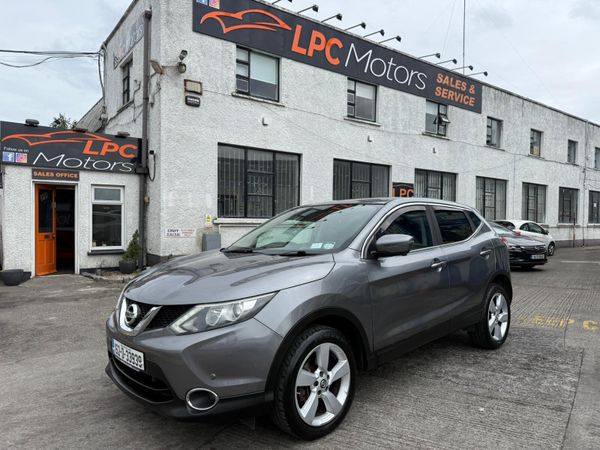 Nissan Qashqai Hatchback, Diesel, 2015, Grey