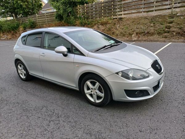 SEAT Leon Hatchback, Diesel, 2012, Silver