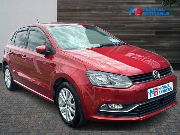 Volkswagen Polo Hatchback, Petrol, 2016, Burgundy