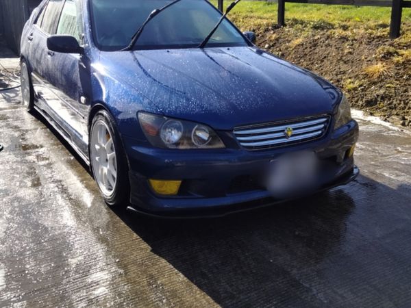 Lexus IS Saloon, Petrol, 2005, Blue