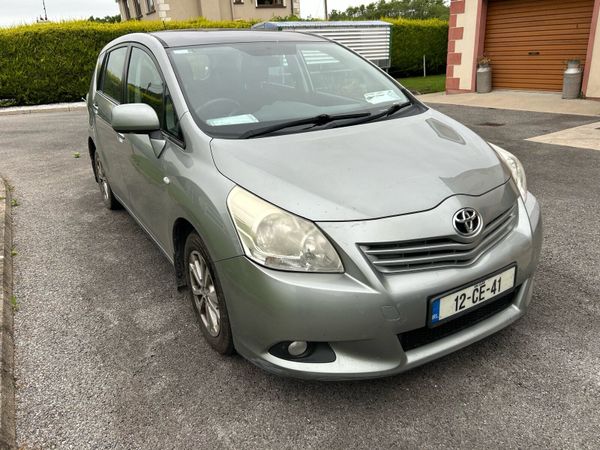 Toyota Verso MPV, Diesel, 2012, Grey
