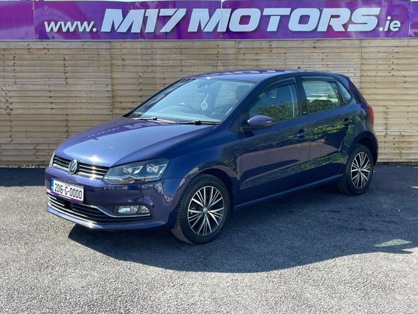 Volkswagen Polo Hatchback, Petrol, 2017, Blue