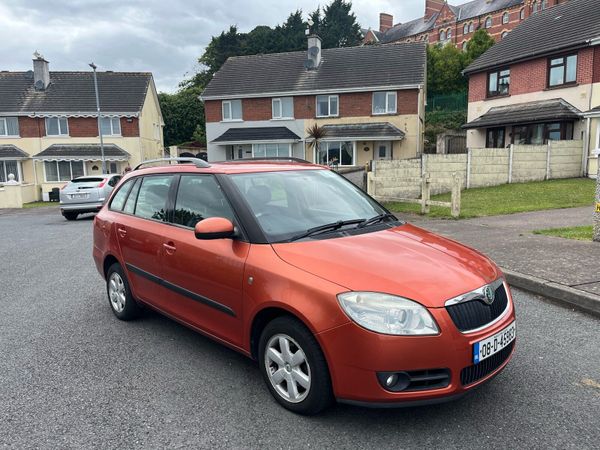 Skoda Fabia Estate, Petrol, 2008, Orange
