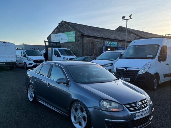 Volkswagen Jetta Saloon, Diesel, 2008, Grey