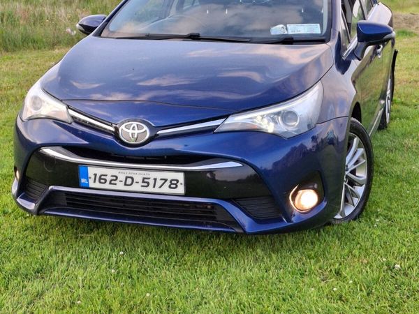 Toyota Avensis Saloon, Diesel, 2016, Blue