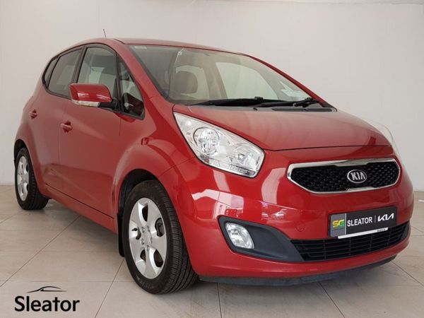 Kia Venga MPV, Diesel, 2014, Red