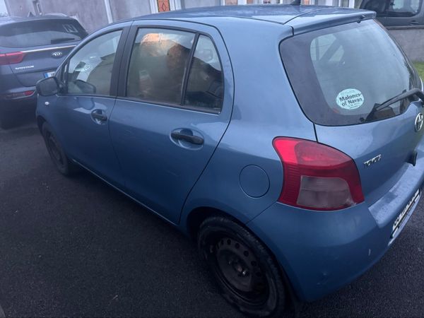Toyota Yaris Hatchback, Petrol, 2006, Blue