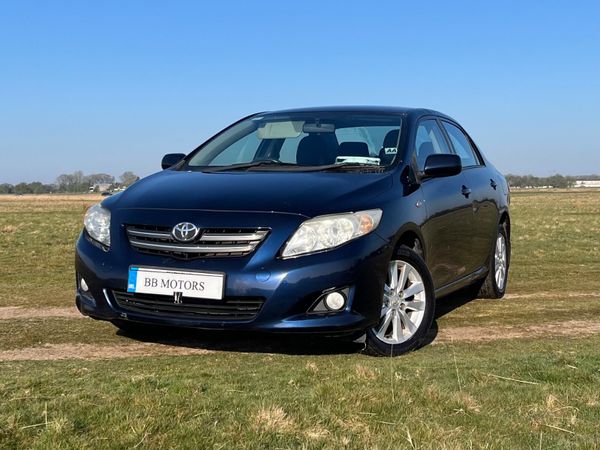 Toyota Corolla Saloon, Petrol, 2010, Blue