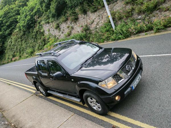Nissan Navara Crew Cab, Diesel, 2007, Black