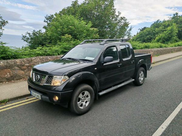 Nissan Navara Crew Cab, Diesel, 2007, Black