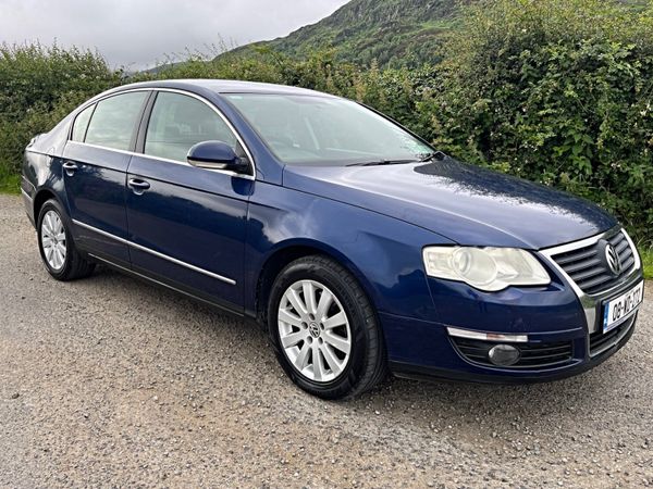 Volkswagen Passat Saloon, Diesel, 2008, Blue