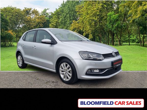 Volkswagen Polo Hatchback, Petrol, 2017, Silver