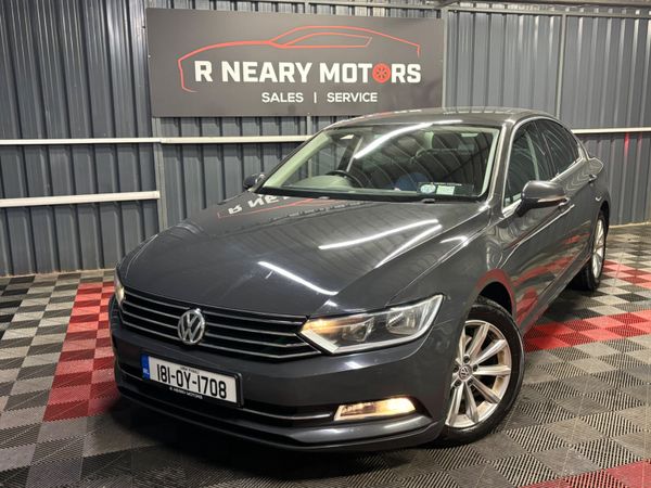 Volkswagen Passat Saloon, Diesel, 2018, Grey