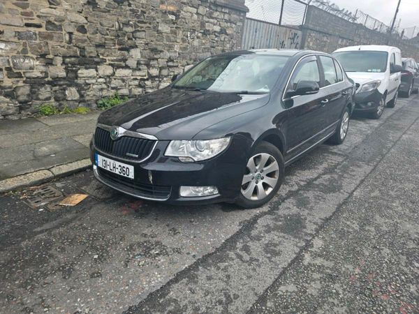 Skoda Superb Saloon, Diesel, 2013, Black