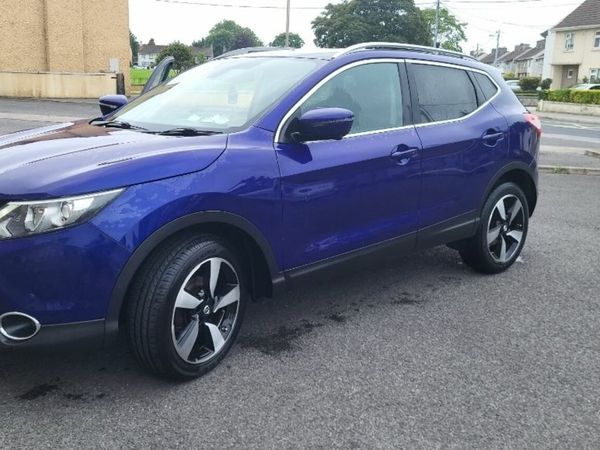 Nissan Qashqai Hatchback, Diesel, 2015, Blue