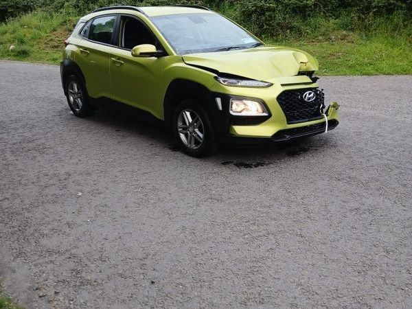 Hyundai KONA MPV, Petrol, 2018, Green