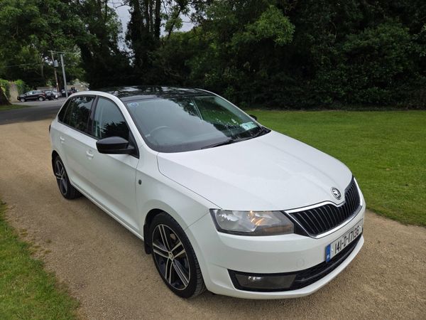 Skoda Rapid Hatchback, Diesel, 2014, White