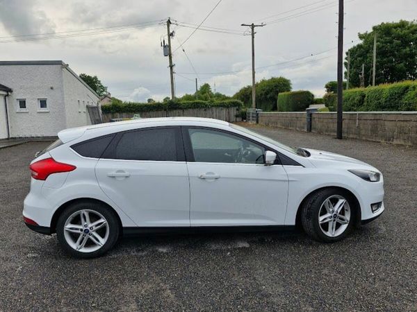 Ford Focus Hatchback, Petrol, 2016, White